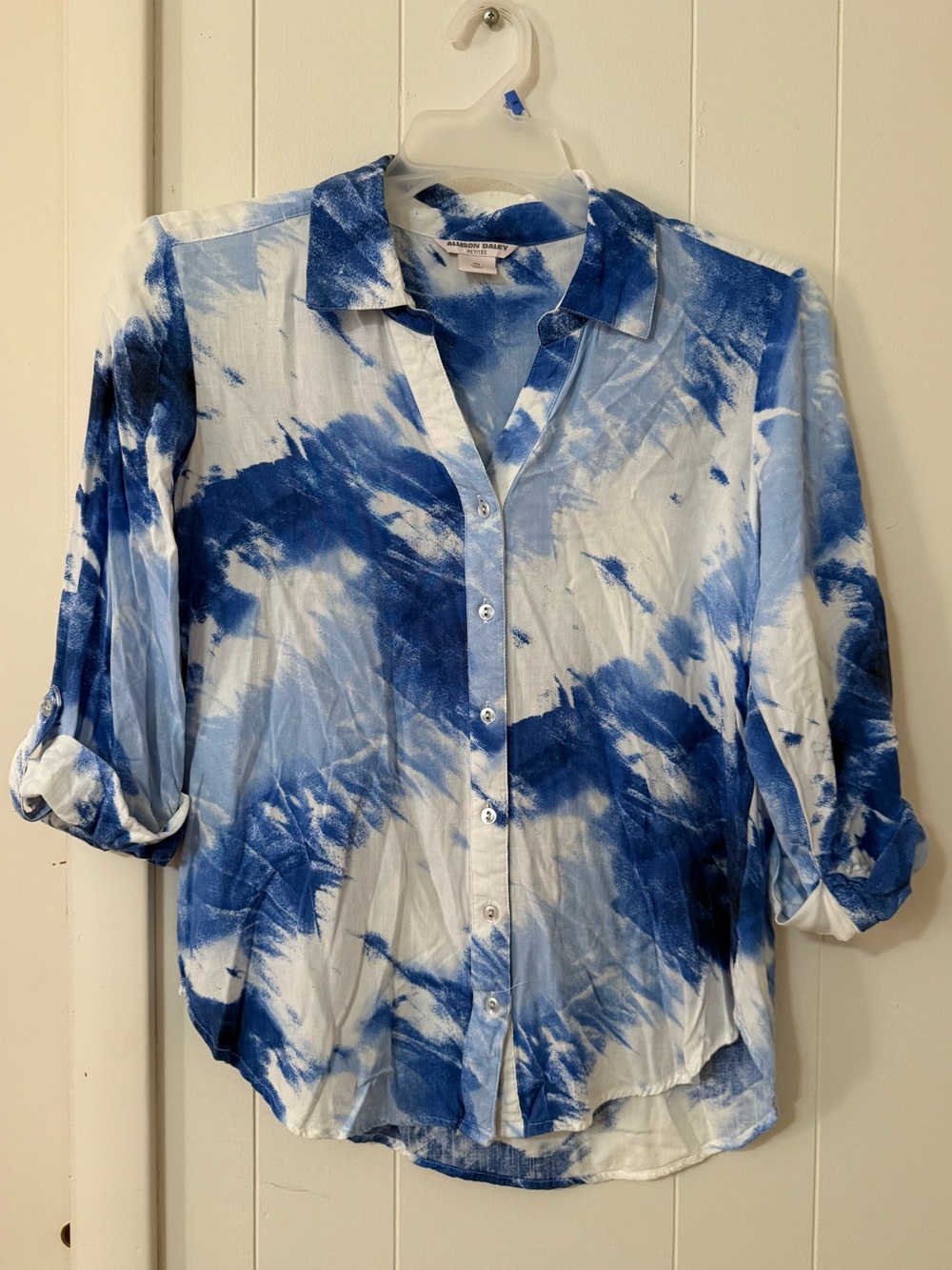Allison Daley Blue and White Tie-Dye Button-Down Shirt